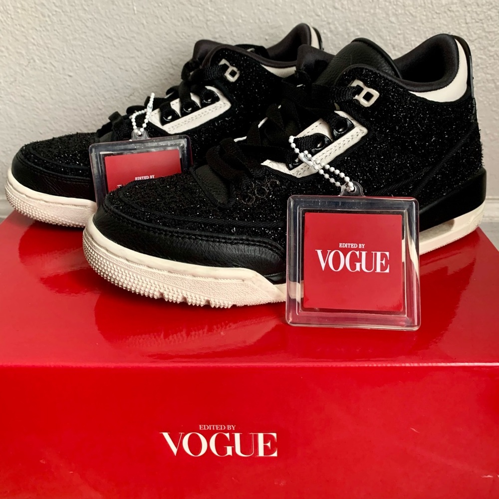 Women’s Air Jordans 3 Retro SE Awok Vogue